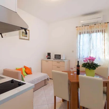 Lägenhet Studio In Plomin/istrien 8882 Vozilici